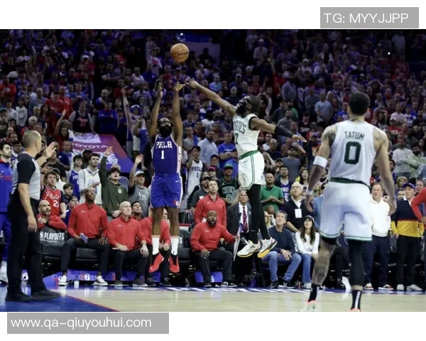 朗佐鲍尔表现平平三分球失准8投仅中2得6分5篮板5助攻2抢断