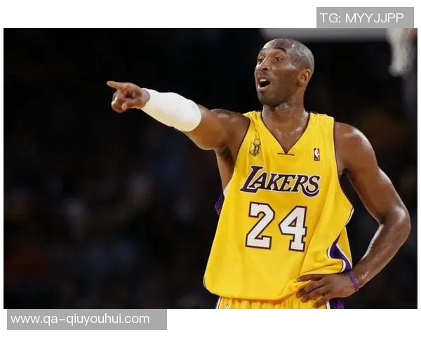 老佩顿直言亚历山大无法与科比比肩科比的伟大无人可替代