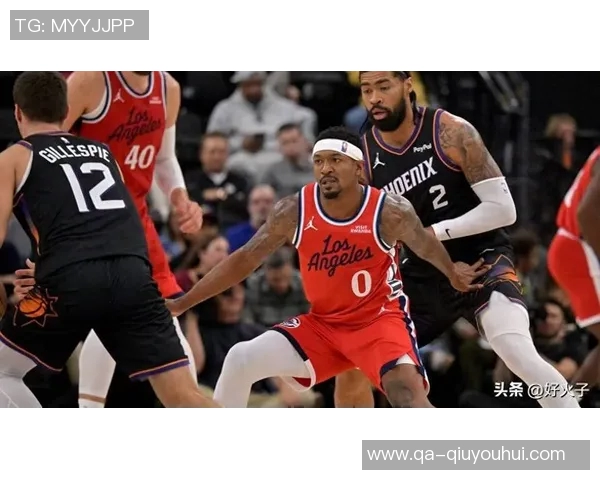 比尔在场快船防守效率惨淡联盟垫底引发热议 比尔在场快船防守效率惨淡联盟垫底引发热议